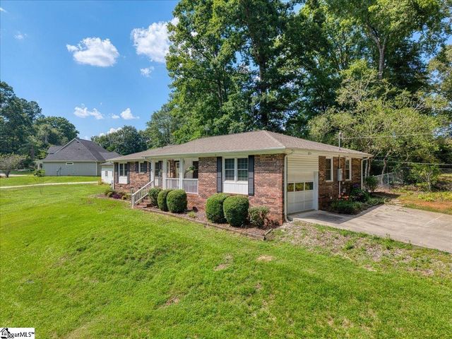 223 Meadow Lane, Easley, SC 29642