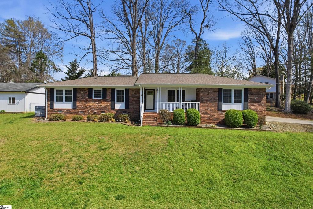 223 Meadow Lane, Easley, SC 29642