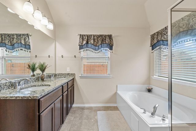 120 Rustic Oak Lane, Mckinney, TX 75072