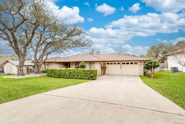 2018 Windy Trl, San Antonio, TX 78232