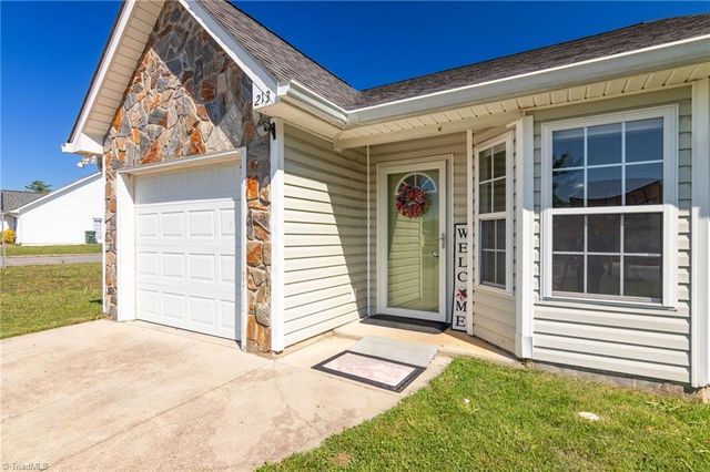 213 Portsmouth Drive, Eden, NC 27288