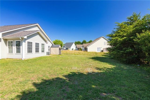 213 Portsmouth Drive, Eden, NC 27288