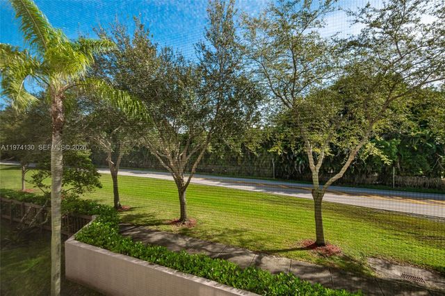 9725 NW 52nd St 213, Doral, FL 33178