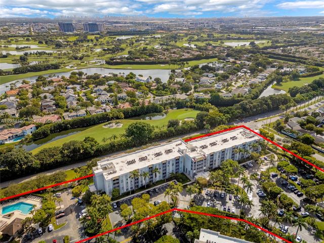 9725 NW 52nd St 213, Doral, FL 33178