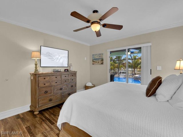1901 SE 13th ST, Cape Coral, FL 33990