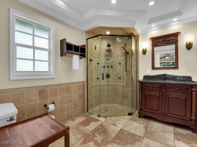 1901 SE 13th ST, Cape Coral, FL 33990