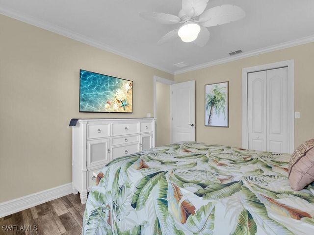 1901 SE 13th ST, Cape Coral, FL 33990