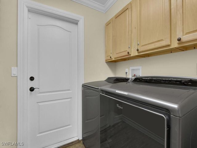1901 SE 13th ST, Cape Coral, FL 33990