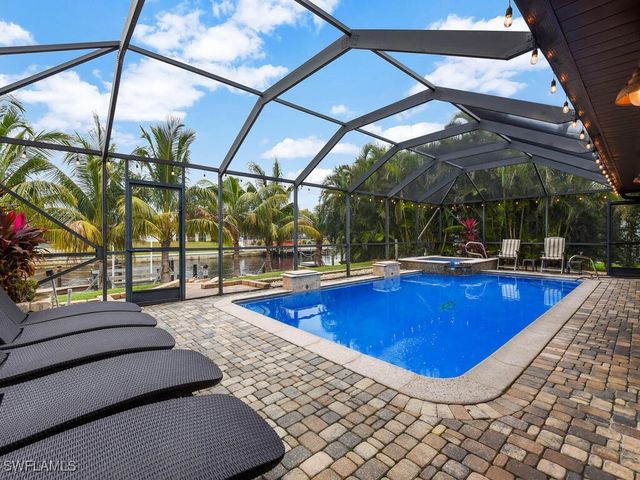 1901 SE 13th ST, Cape Coral, FL 33990