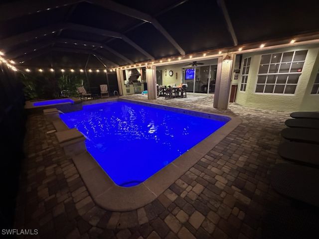 1901 SE 13th ST, Cape Coral, FL 33990