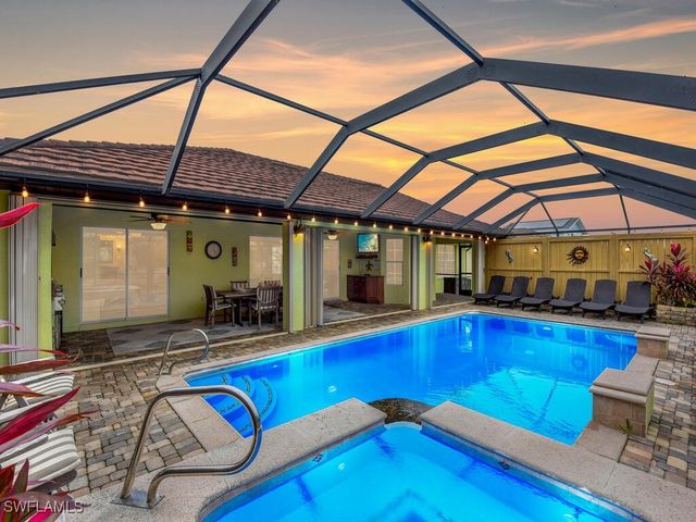 1901 SE 13th ST, Cape Coral, FL 33990
