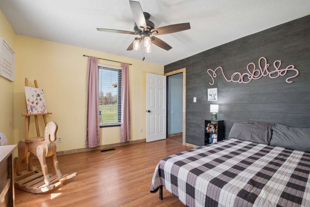 324 Laster Holman Rd, Decherd, TN 37324