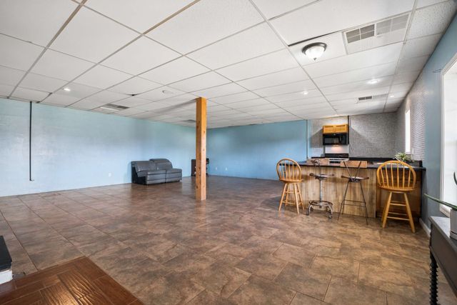 324 Laster Holman Rd, Decherd, TN 37324