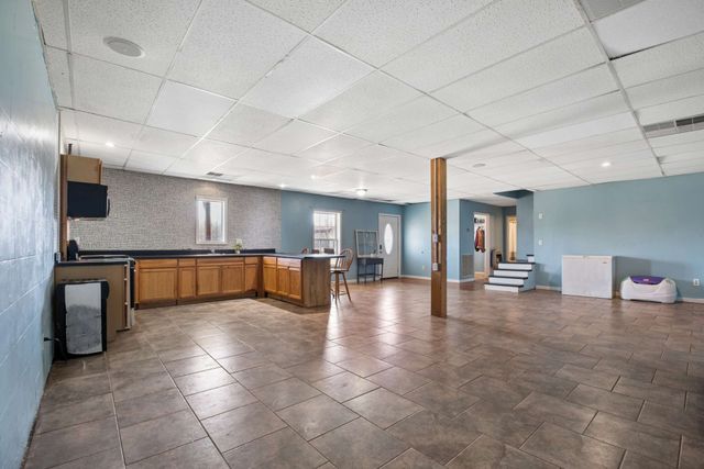 324 Laster Holman Rd, Decherd, TN 37324