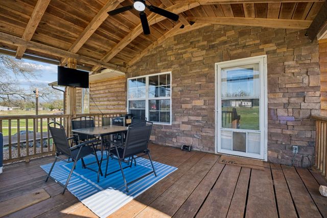 324 Laster Holman Rd, Decherd, TN 37324