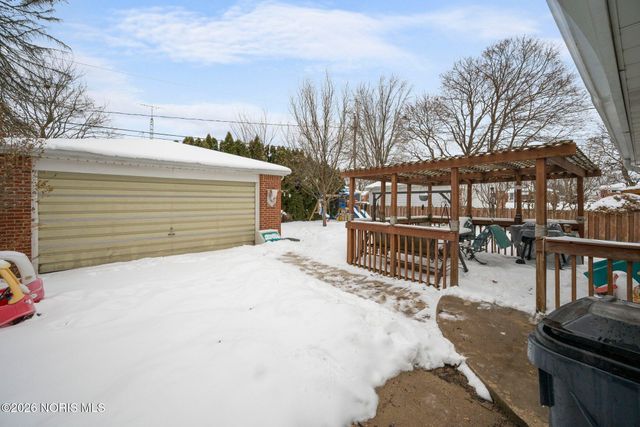 6145 Hiddenbrook Drive, Toledo, OH 43613