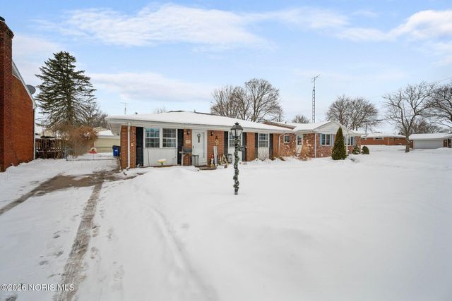 6145 Hiddenbrook Drive, Toledo, OH 43613