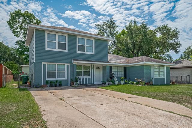 5822 Shurmard Drive, Houston, TX 77092