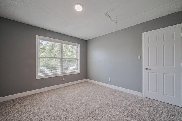 5822 Shurmard Drive, Houston, TX 77092