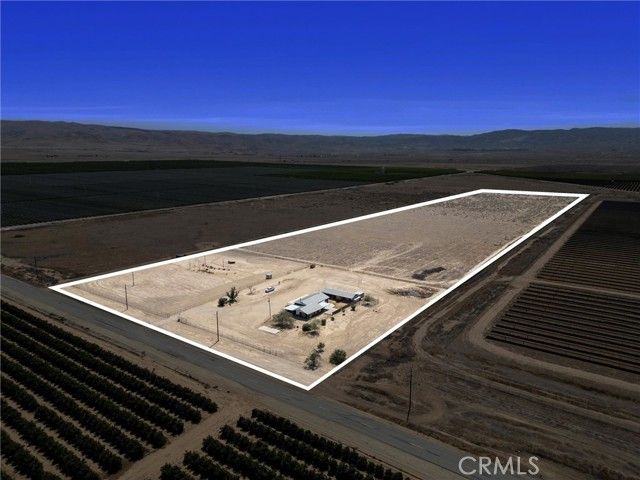 913 Basic School Road, Maricopa, CA 93252