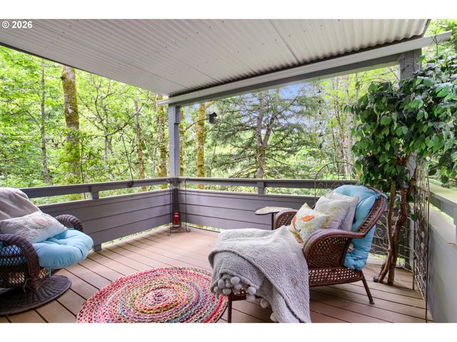 1719 Nw MILLER HILL Ct, Portland, OR 97229