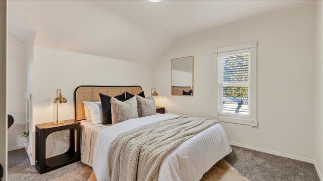 107 W Moore Ave, Deer Park, WA 99006