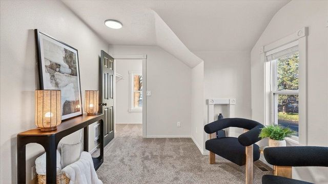 107 W Moore Ave, Deer Park, WA 99006