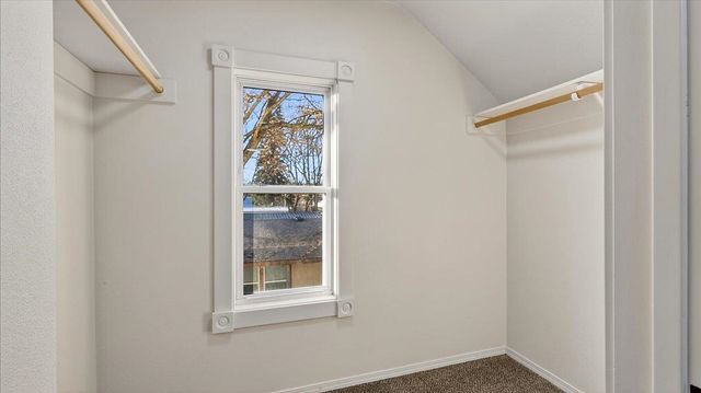 107 W Moore Ave, Deer Park, WA 99006