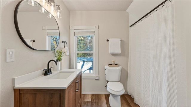 107 W Moore Ave, Deer Park, WA 99006