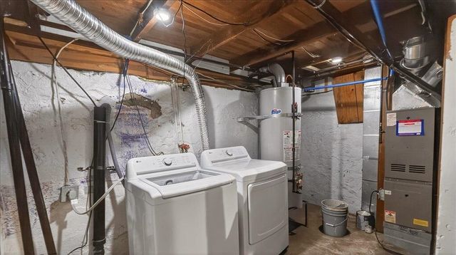 107 W Moore Ave, Deer Park, WA 99006