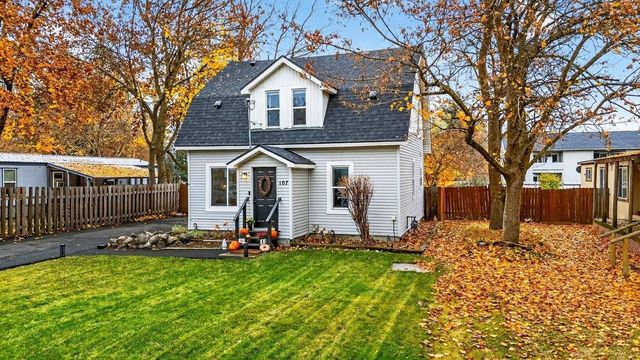 107 W Moore Ave, Deer Park, WA 99006