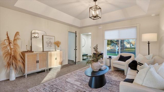 107 W Moore Ave, Deer Park, WA 99006