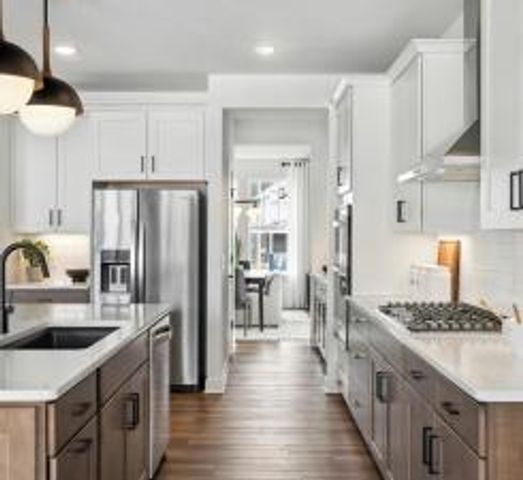 10551 Ithaca Lane N, Maple Grove, MN 55369