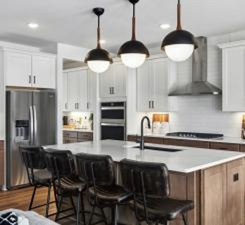 10551 Ithaca Lane N, Maple Grove, MN 55369