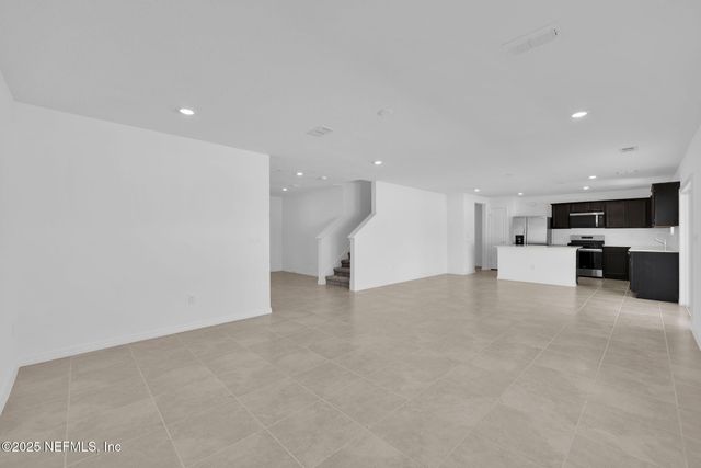 5507 LONGFIN Court, Jacksonville, FL 32244