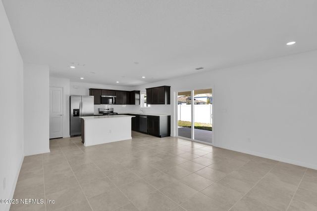 5507 LONGFIN Court, Jacksonville, FL 32244