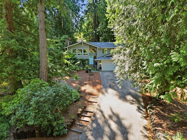 4541 82nd Place NW, Silverdale, WA 98383