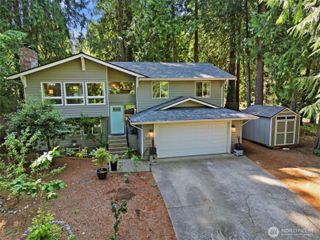 4541 82nd Place NW, Silverdale, WA 98383