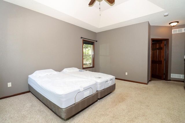 W245N2799 Single Tree DRIVE, Pewaukee, WI 53072