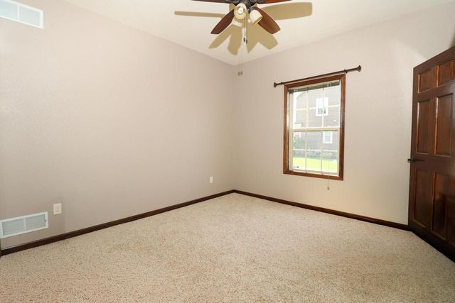 W245N2799 Single Tree DRIVE, Pewaukee, WI 53072