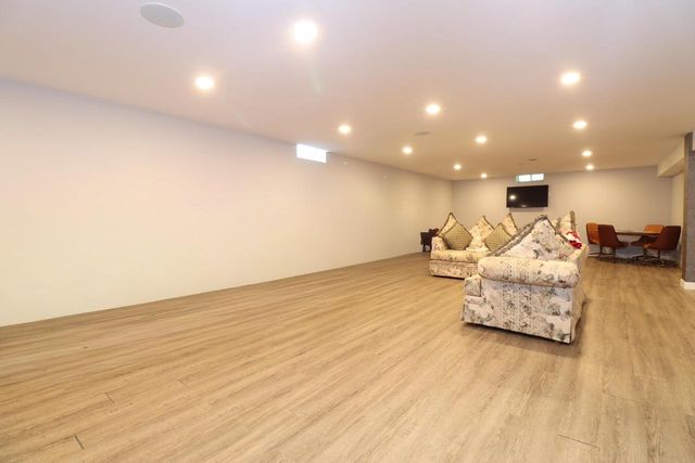 W245N2799 Single Tree DRIVE, Pewaukee, WI 53072
