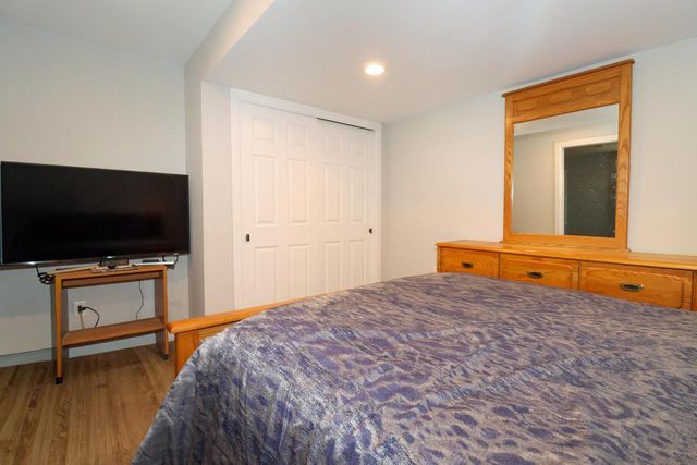 W245N2799 Single Tree DRIVE, Pewaukee, WI 53072