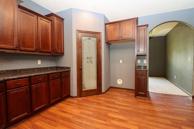 W245N2799 Single Tree DRIVE, Pewaukee, WI 53072