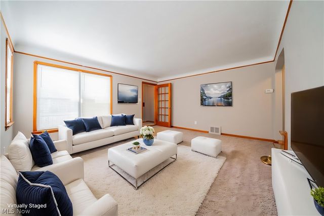 20331 S Lake Shore Boulevard, Euclid, OH 44123