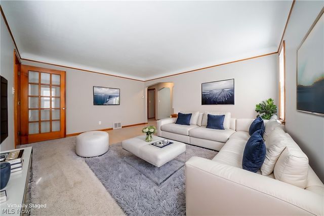 20331 S Lake Shore Boulevard, Euclid, OH 44123