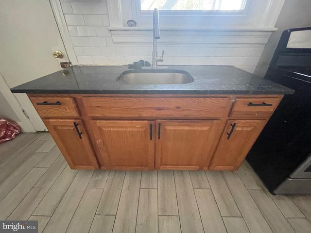 6015 CATHARINE ST, Philadelphia, PA 19143