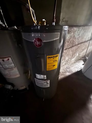 6015 CATHARINE ST, Philadelphia, PA 19143