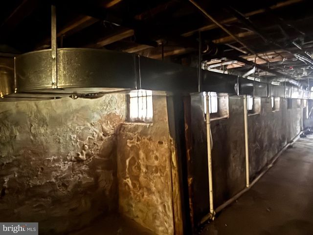 6015 CATHARINE ST, Philadelphia, PA 19143