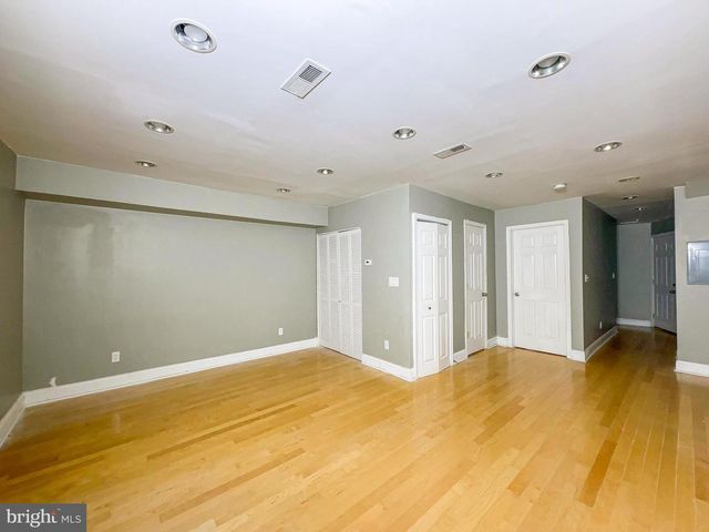 1835 D ST NE, Washington, DC 20002