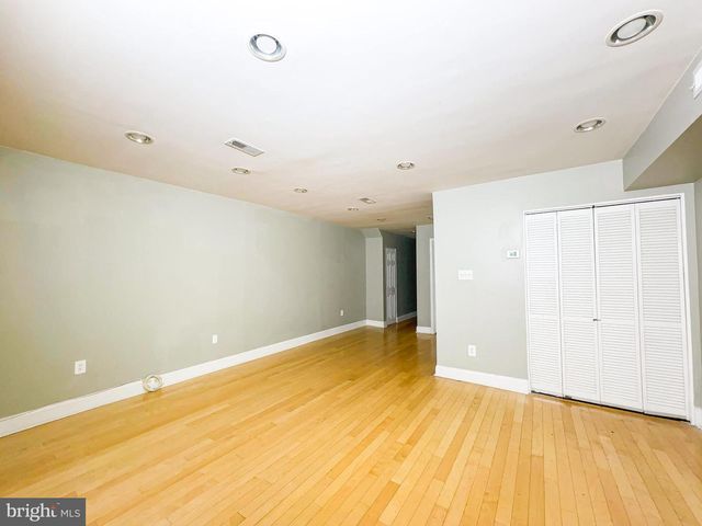 1835 D ST NE, Washington, DC 20002